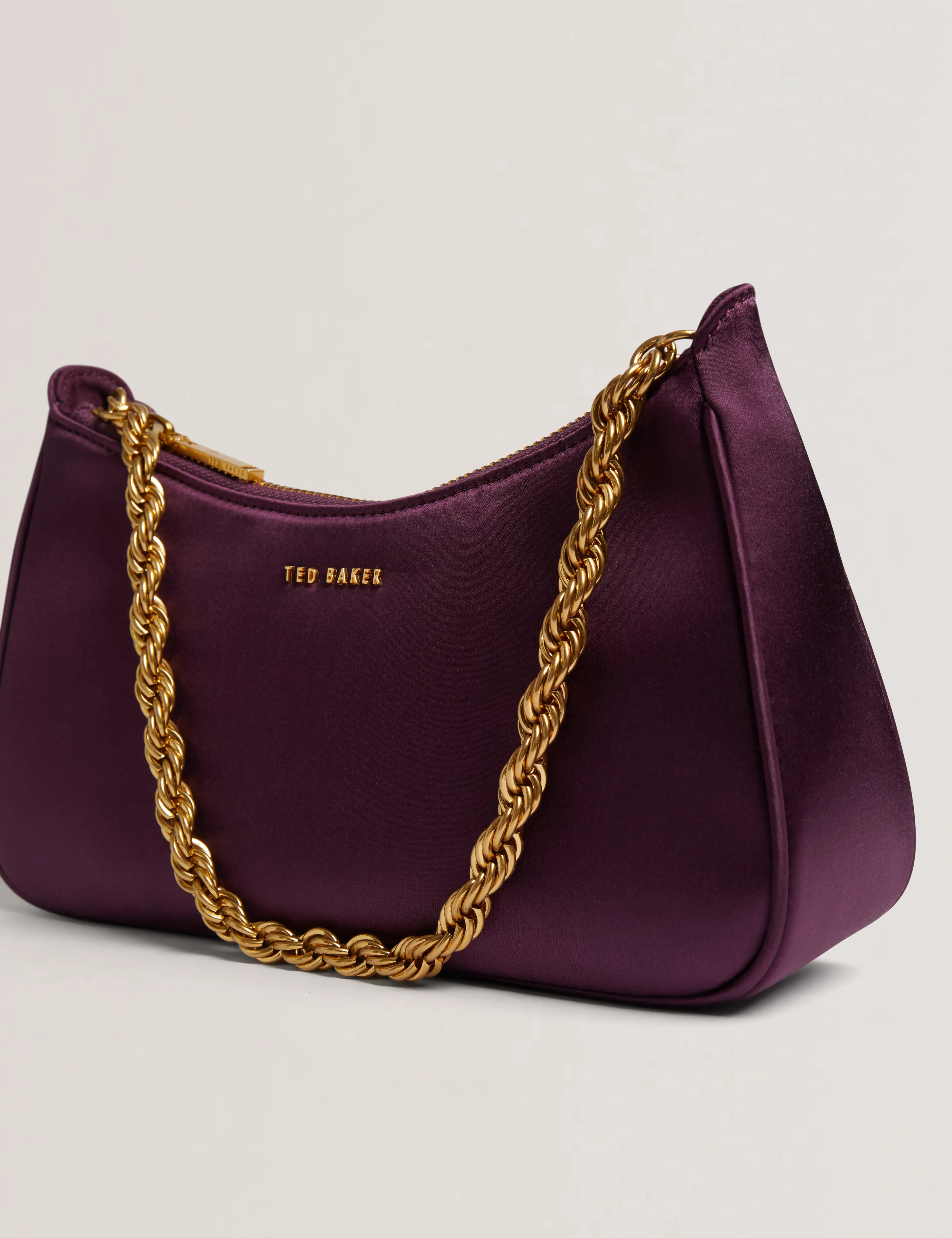 Agnise Chain Detail Satin Shoulder Bag Dp-Purple