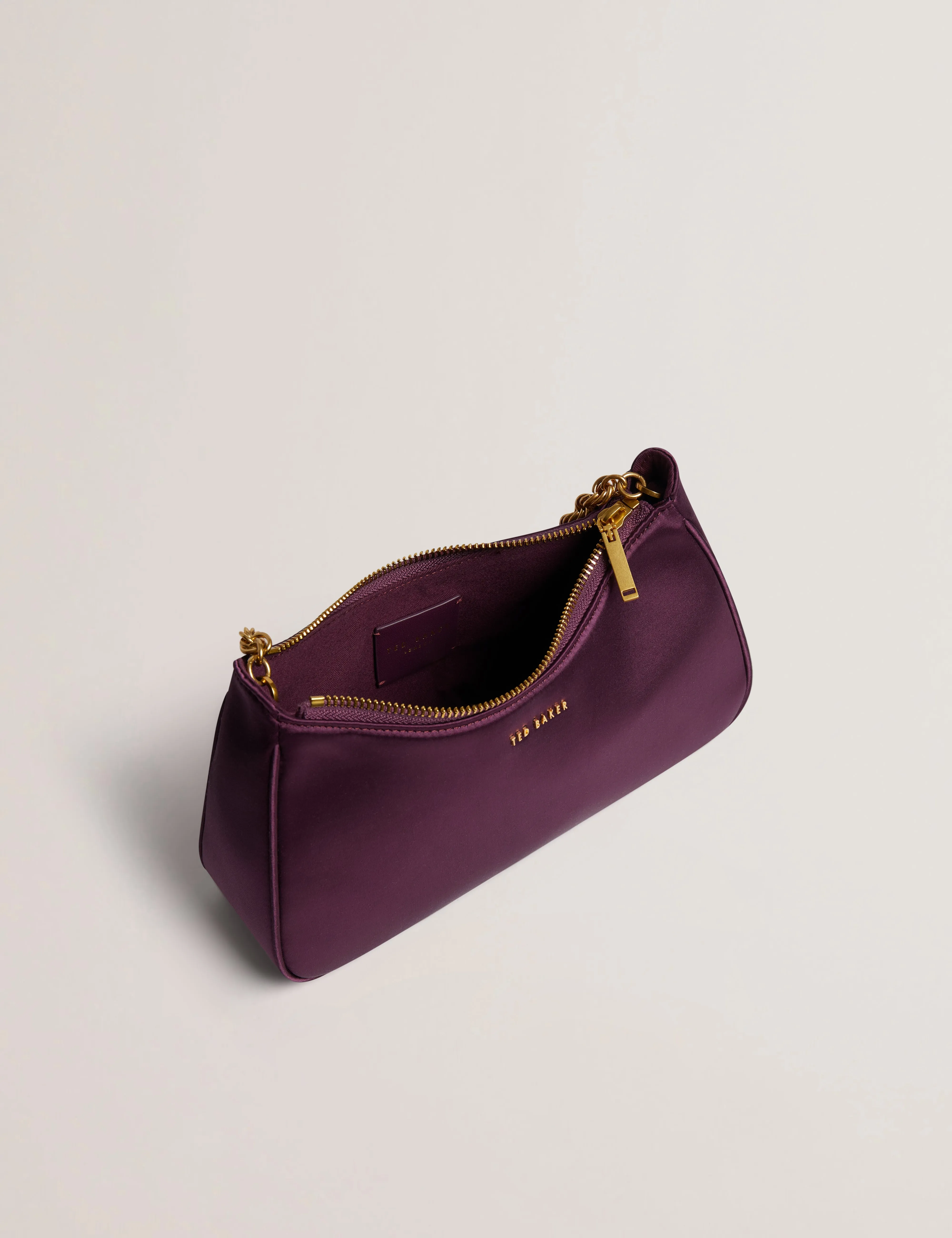 Agnise Chain Detail Satin Shoulder Bag Dp-Purple