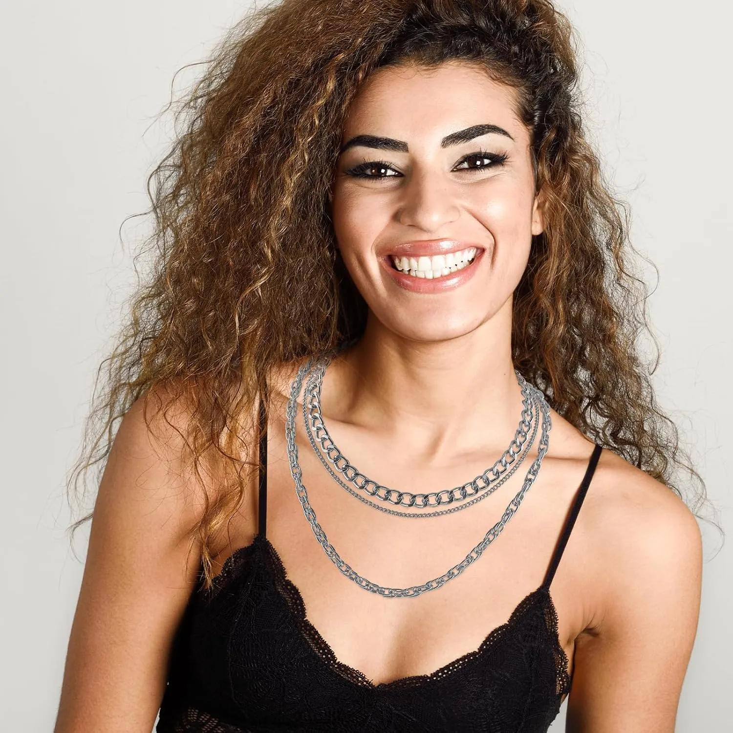 Chunky Gold Necklace for Women Trendy Layered Necklaces Vintage Multi-Layered Queen Head Love Coin Cross Necklace 80's Hip Hop Cuban Chain Necklace Pirate Jewelry Prom Costume Accessories
