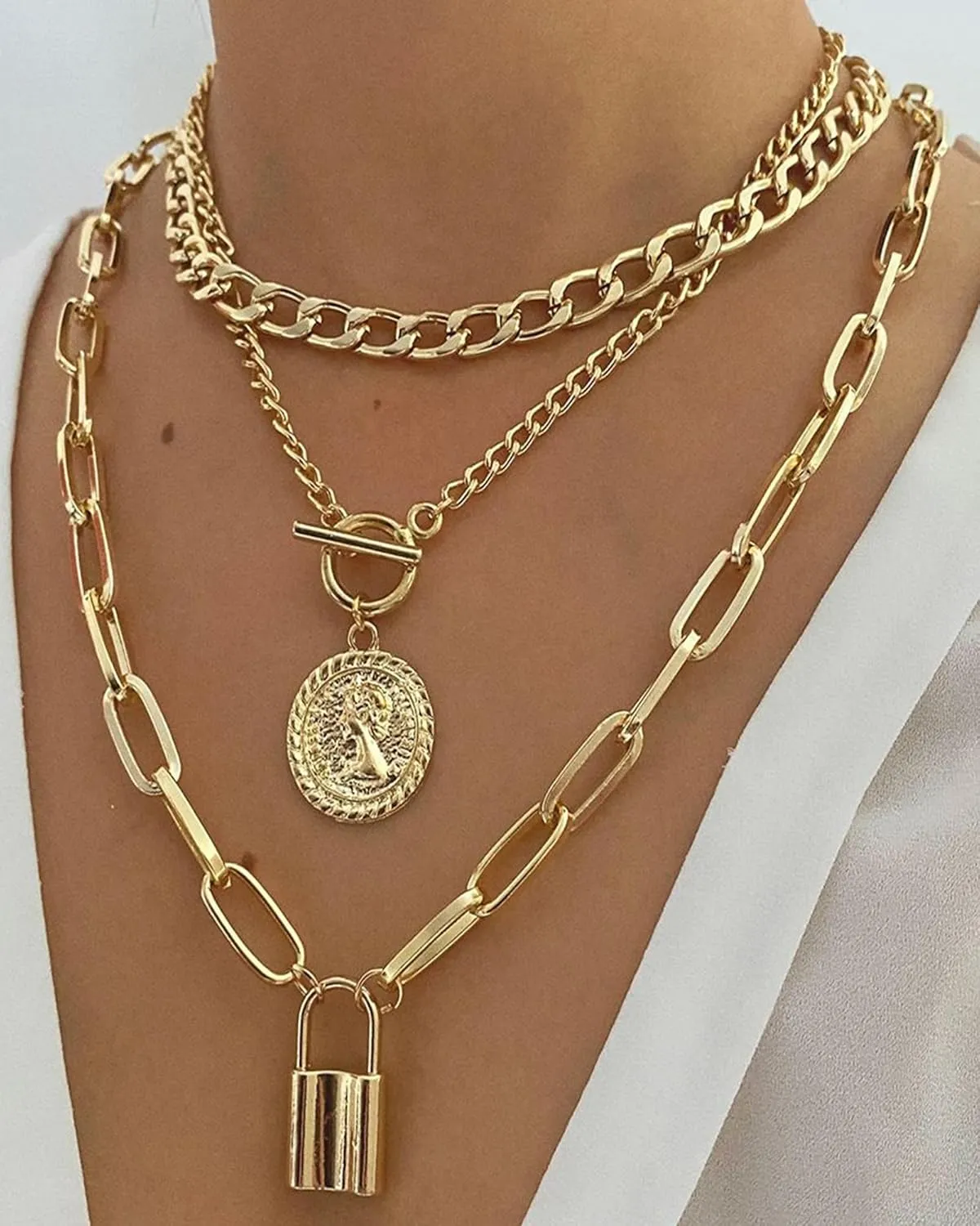 Gold Layered Necklaces for Women Chunky Layered Gold Necklaces Stacked Paperclip Chain Pearl Necklace Herringbone Choker Toggle Clasp Necklace Trendy Jewelry Gifts for Her