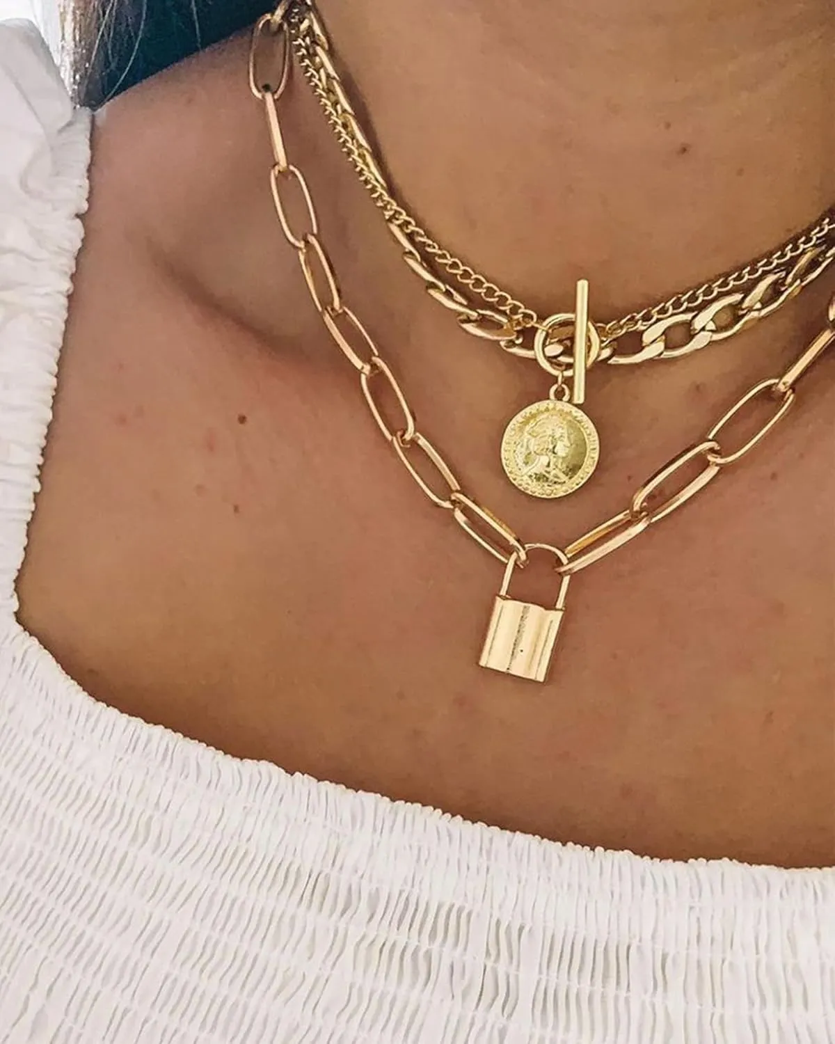 Gold Layered Necklaces for Women Chunky Layered Gold Necklaces Stacked Paperclip Chain Pearl Necklace Herringbone Choker Toggle Clasp Necklace Trendy Jewelry Gifts for Her