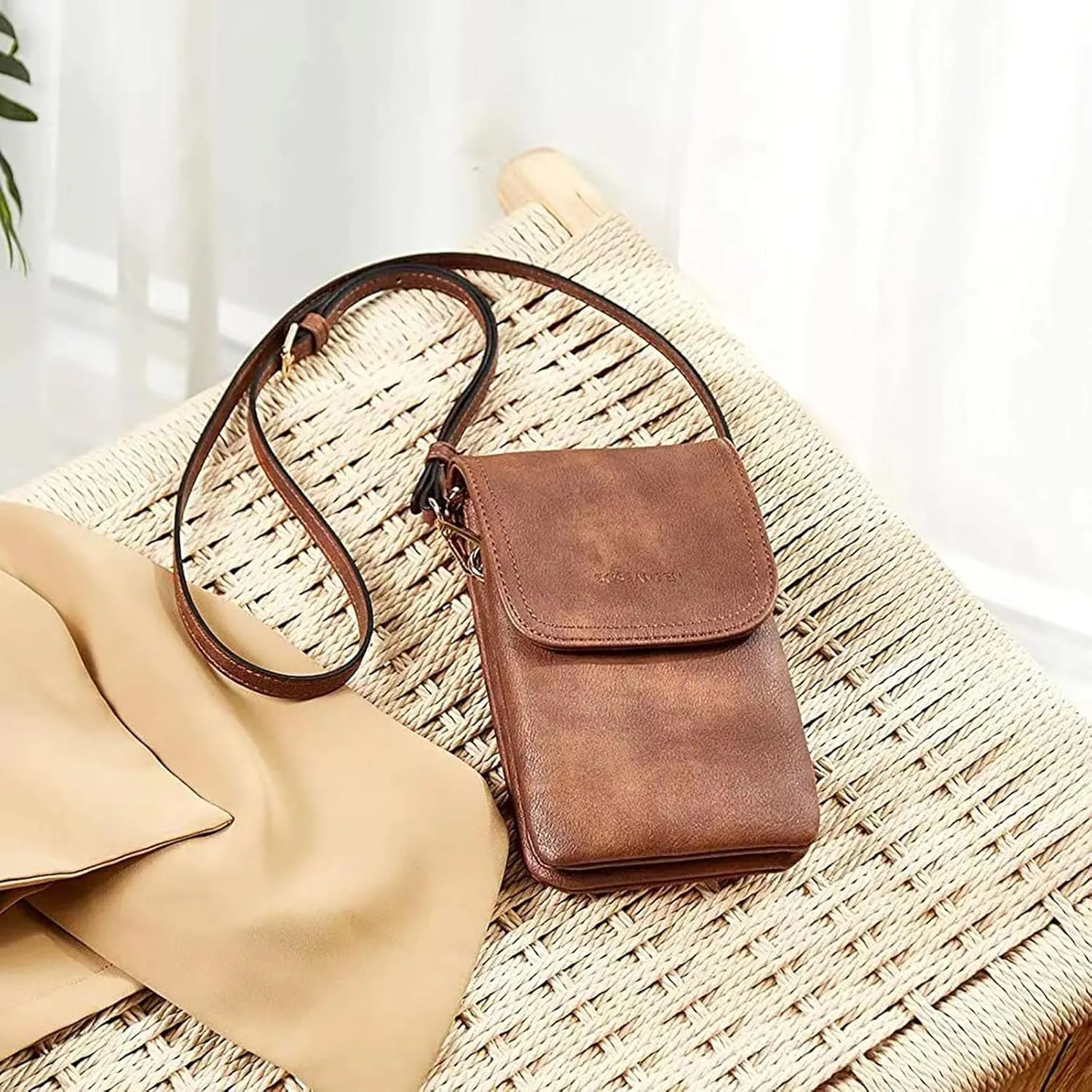 Ladies Soft Pu Leather Shoulder Bags Stadium Crossbody Messenger Bags for Concerts Sporting Events Gifts for Mom(Brown)