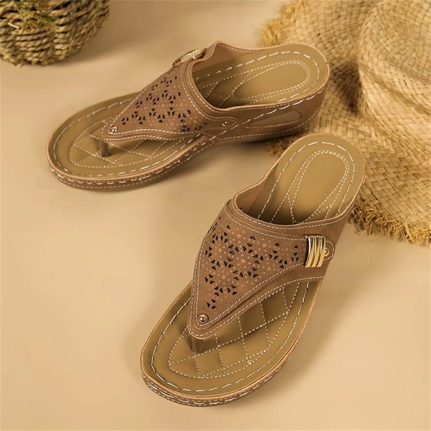 Ladmiple Sandals Women Dressy Summer Flat Cute Casual Beach Shoes Comfort Orthotic Slippers Slide Orthopedic Thong Flip Flops