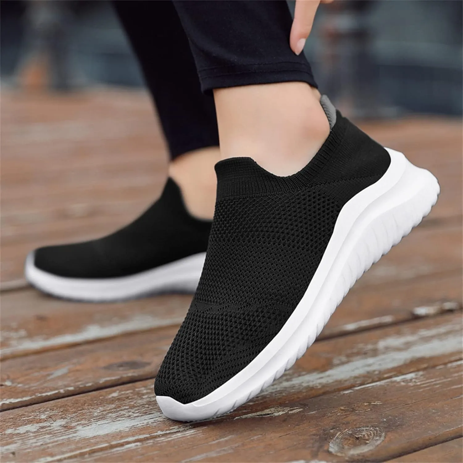 Lightweight Work Shoes for Men Comfortable Breathable Lightweight Tennis Shoe Outdoor Non Slip Jogging Sneakers