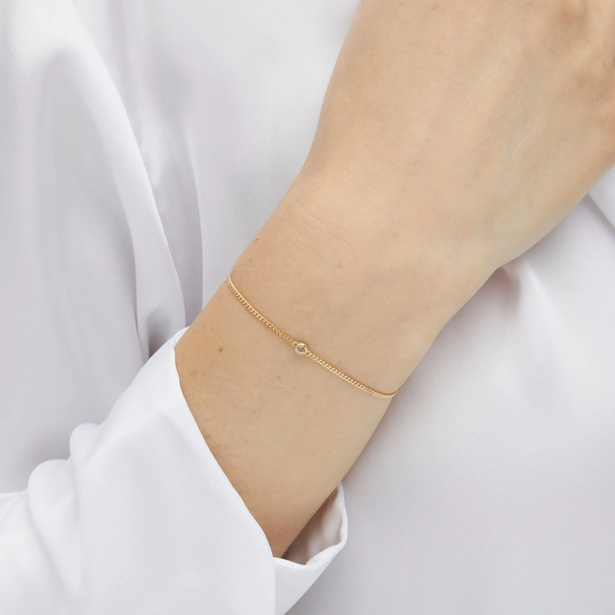Liv Bezel Solid Gold Bracelet