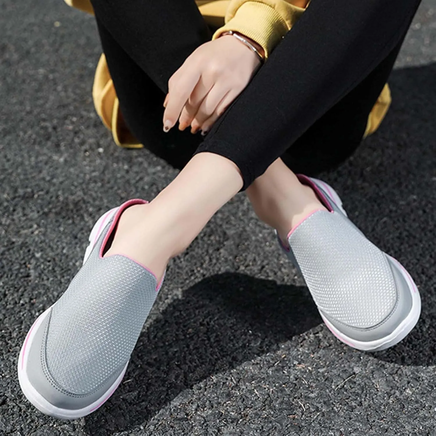 Men's Breathable Barefoot Shoes Soft Flat Soled Slip On Mesh Shoes Heelless Walking Shoes Business Walking Men