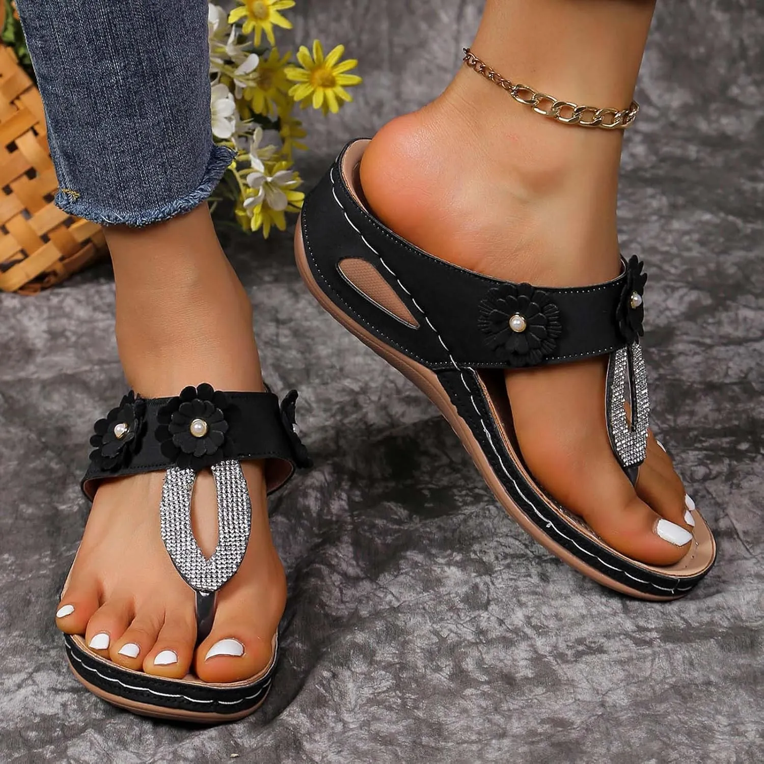 Orthopedic Sandals for Women Chic Flower Flip Flops Summer Dressy Casual Sandal Thong T-Strap Sandals Comfortable Walking Wedges Shoes with Arch Support