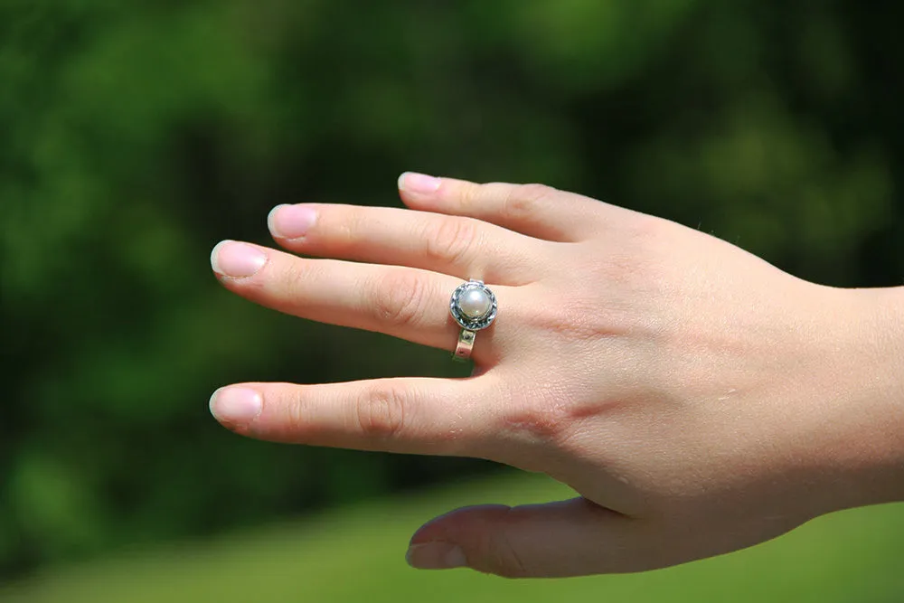 Pearl Ring with Textured Bezel
