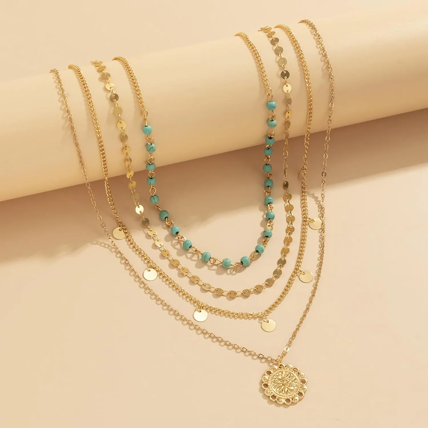 Shell Necklace for Women Gold Seashell Necklace Starfish Charm Necklace Beach Vacation Essentials Summer Outfits for Women 2025