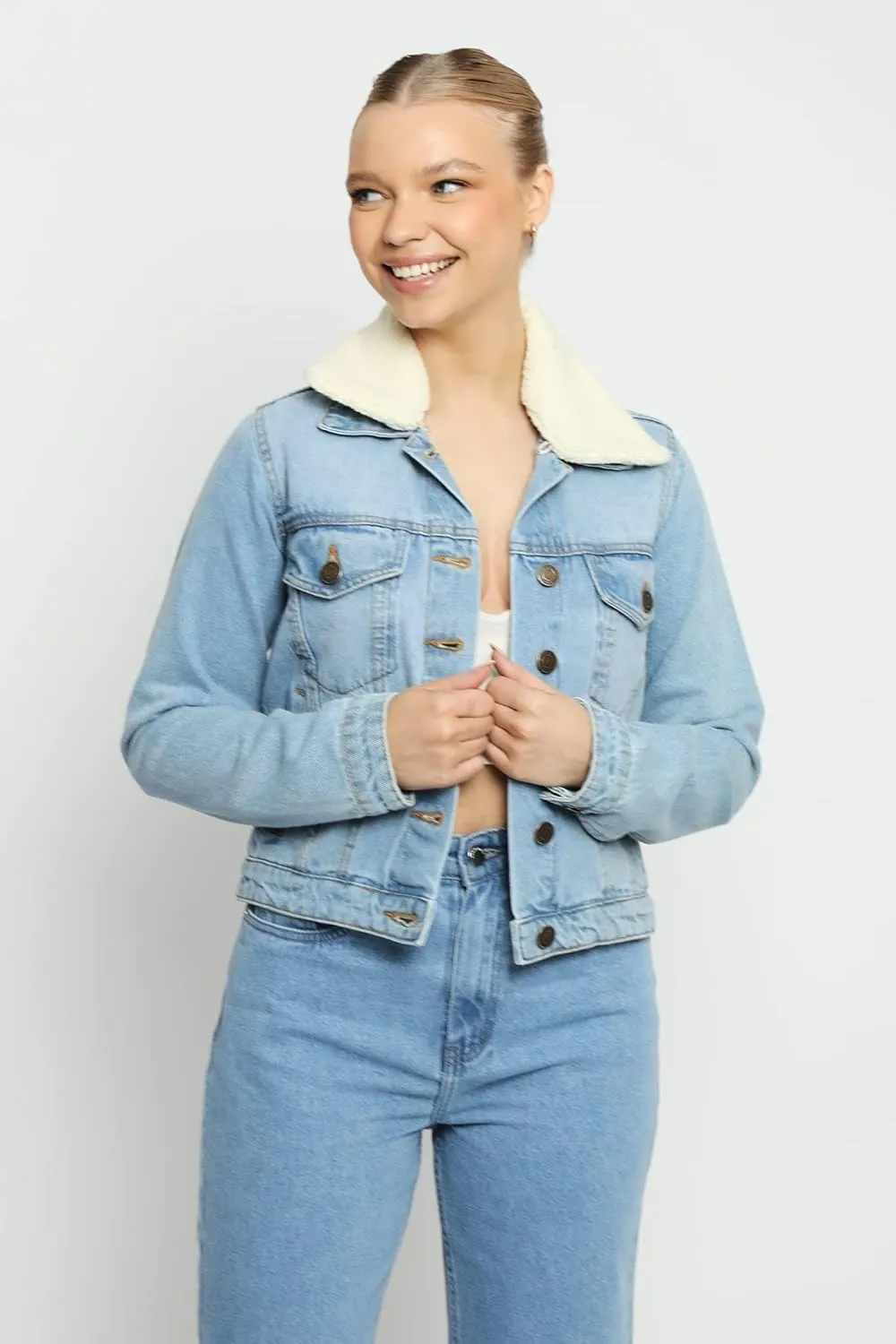 Sherpa Lined Denim Jacket for Women - Removable Collar Trucker Style womens jean jacket - Regular Fit 100% Cotton