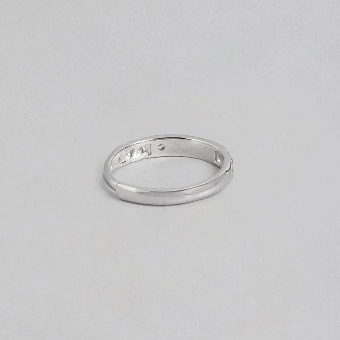 Timeless 925 Sterling Silver Womens Ring (Adjustable)