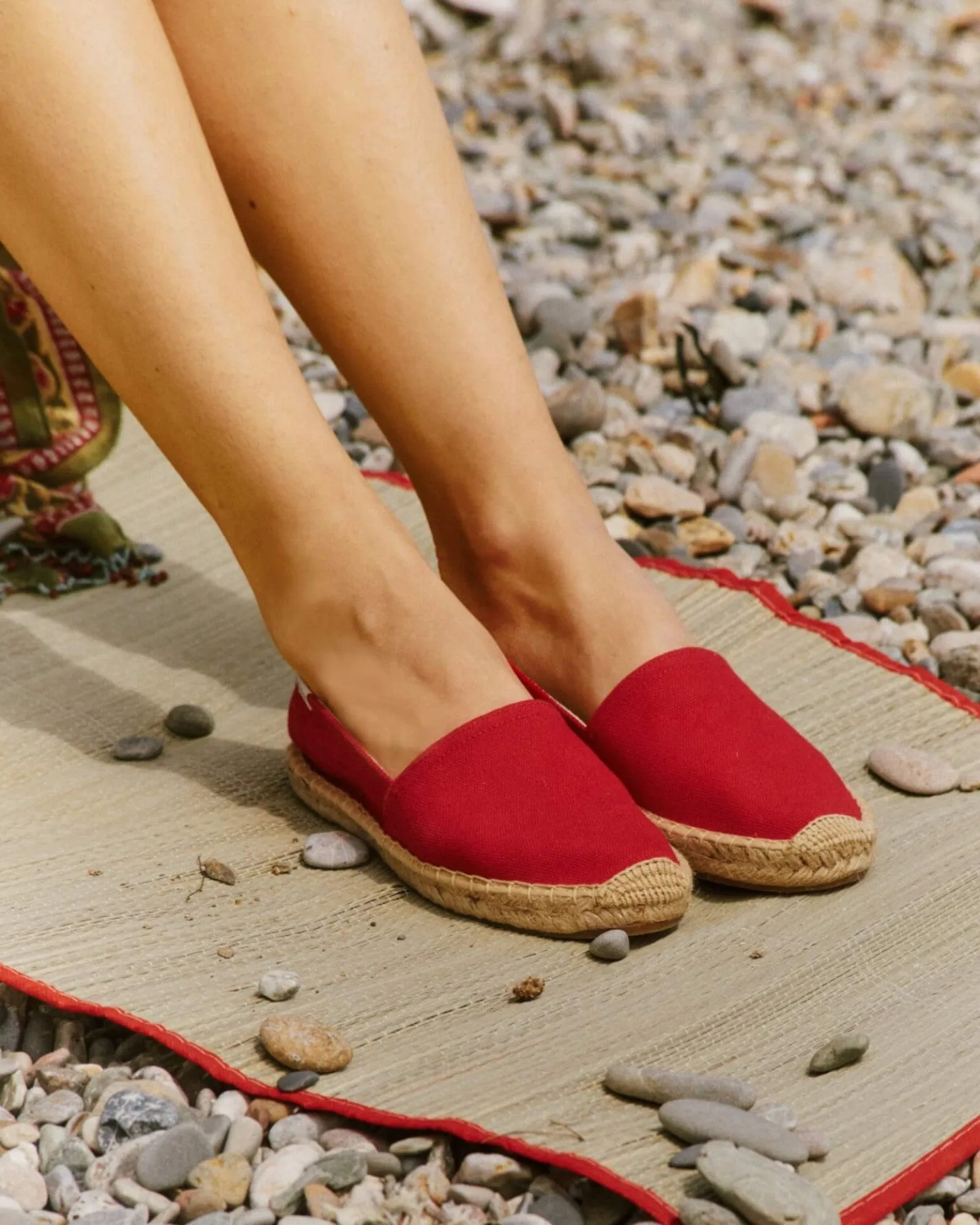 Womens_Espadrilles_The Dali Original_Canvas Colors_Rioja Red